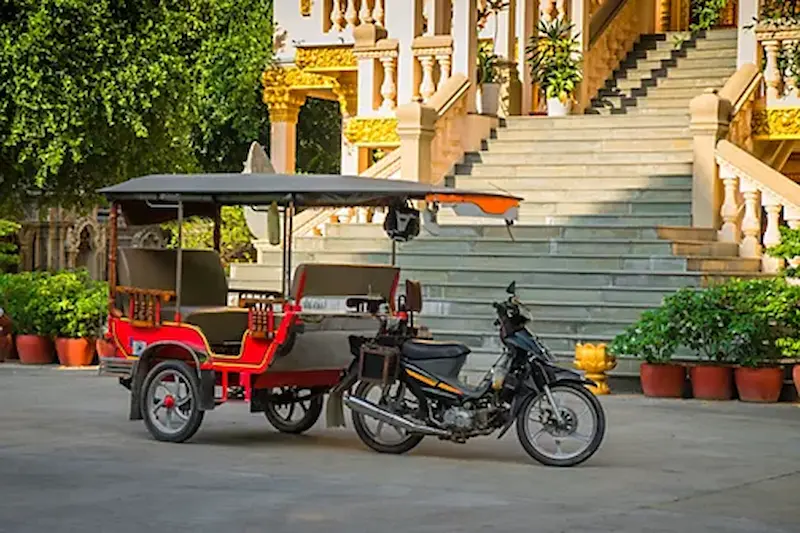 Tuk tuk interior seating
